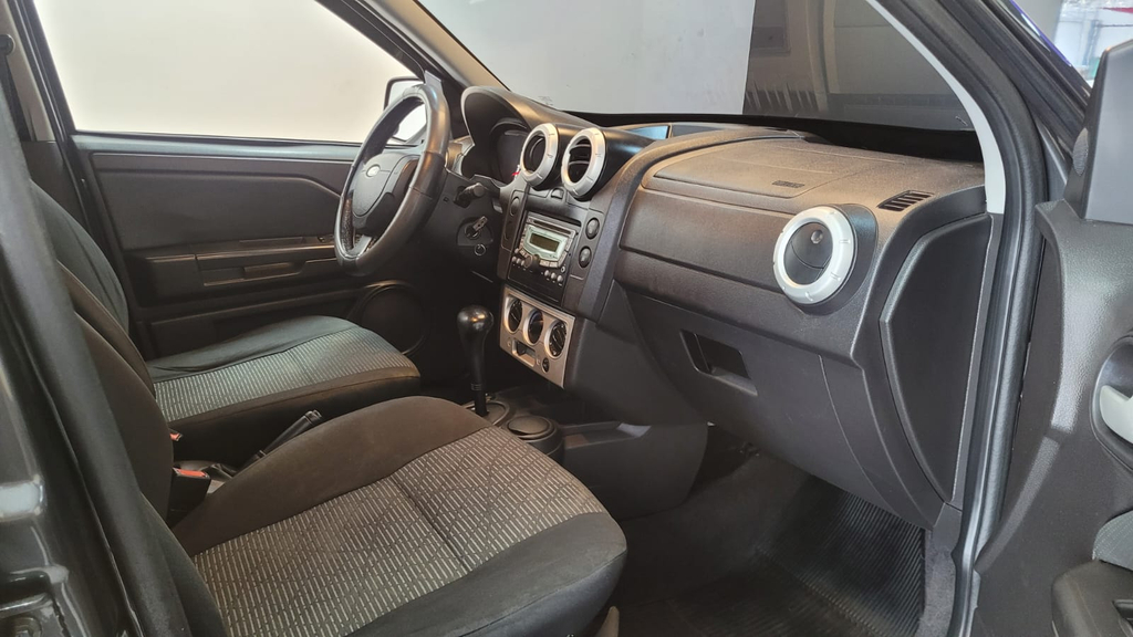 Ford EcoSport Cinza