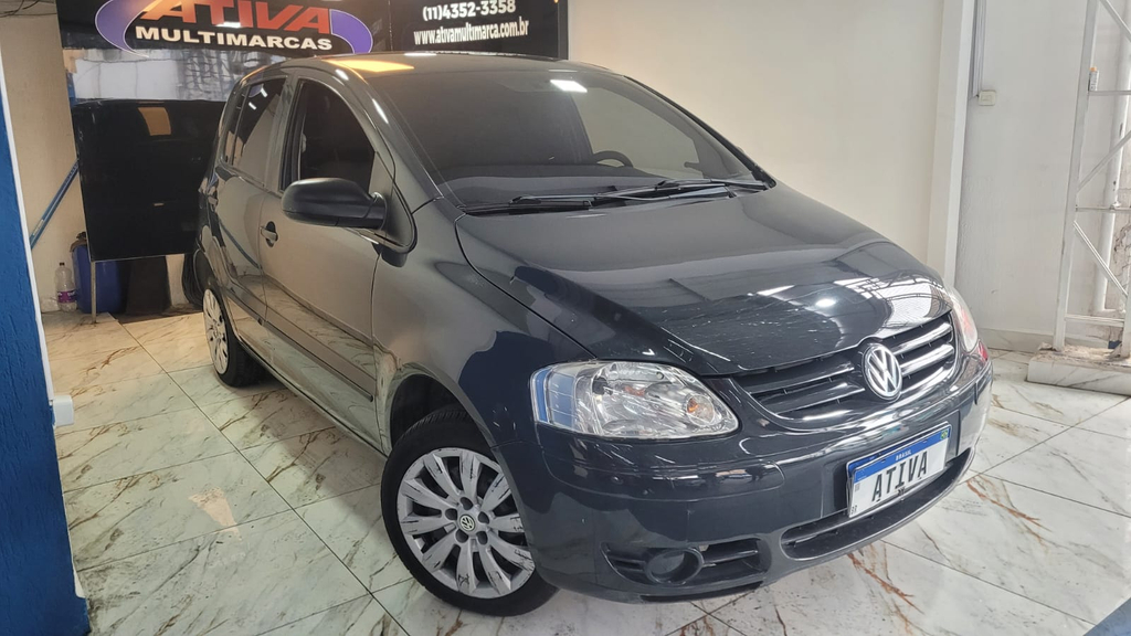 Volkswagen Fox Cinza