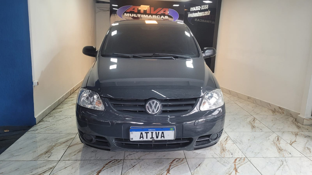 Volkswagen Fox Cinza