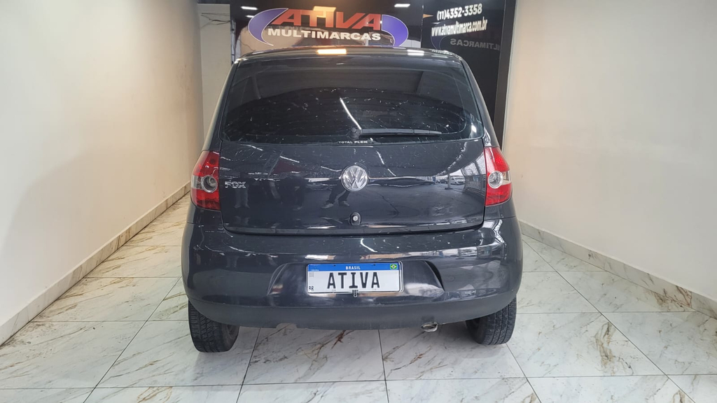 Volkswagen Fox Cinza