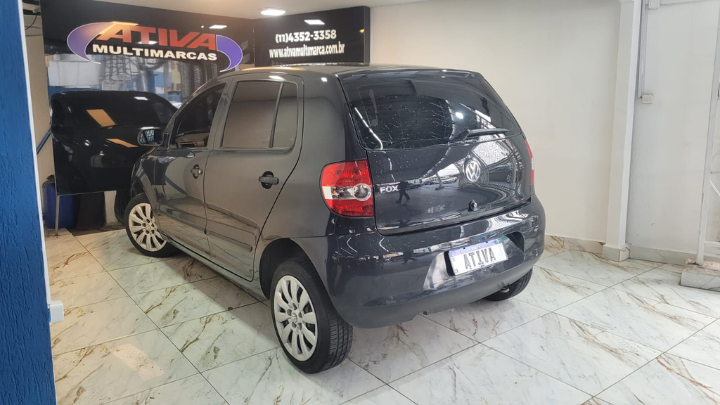 Volkswagen Fox Cinza
