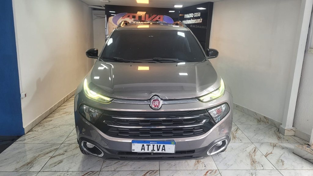 Fiat Toro Cinza