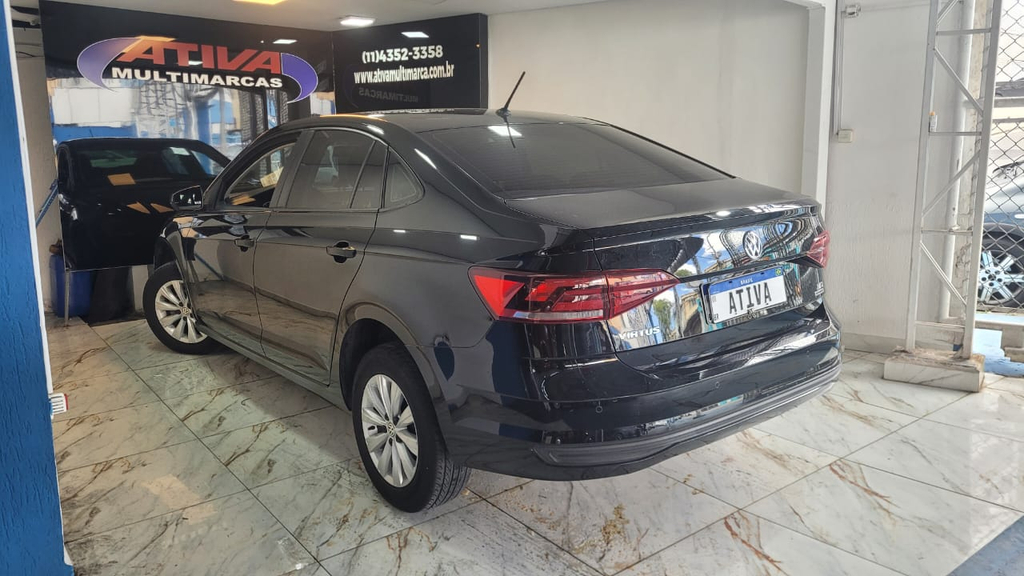 Volkswagen Virtus Preto