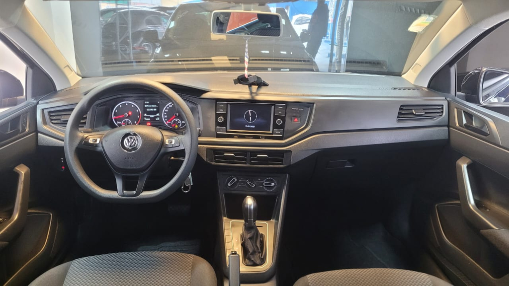 Volkswagen Virtus Preto