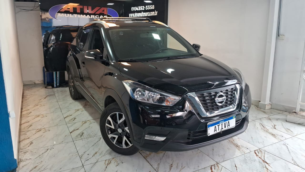 Nissan Kicks Preto