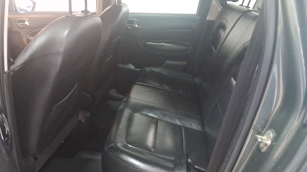 Citroen Aircross Cinza