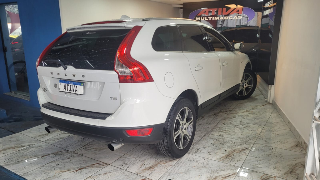Volvo XC60 Branco