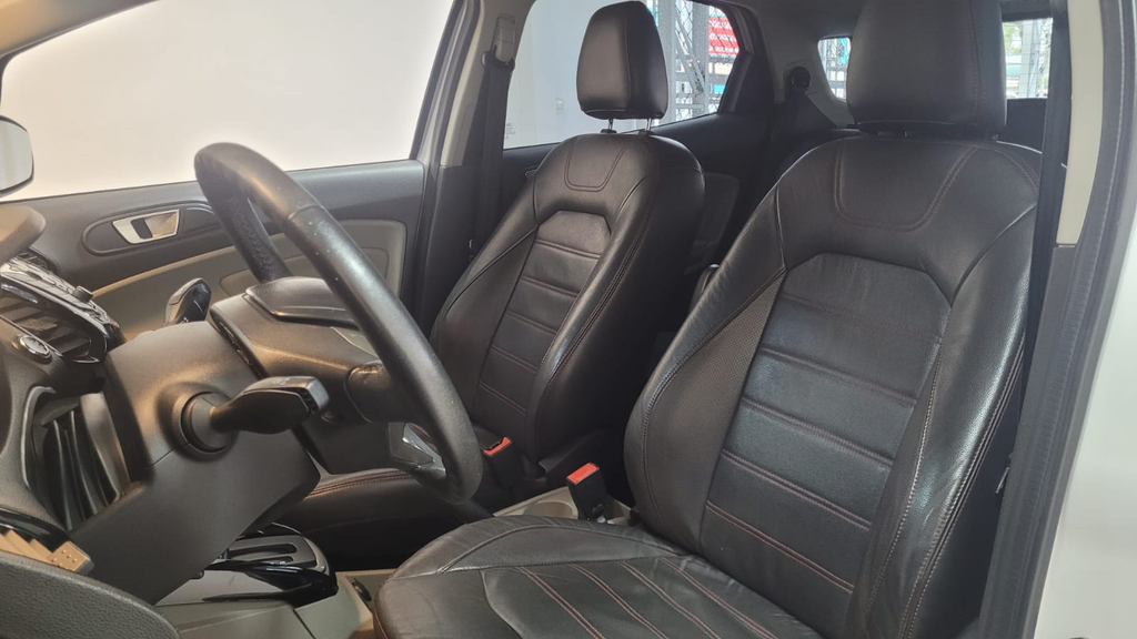 Ford EcoSport Branco