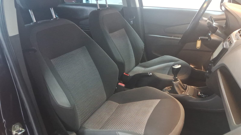 Chevrolet Cobalt Azul