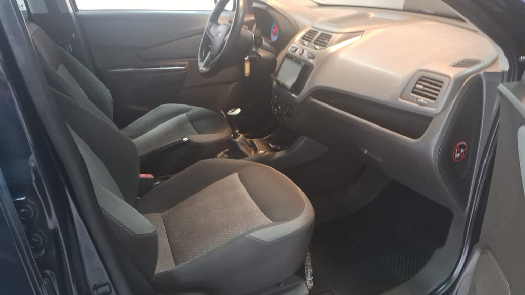 Chevrolet Cobalt Azul