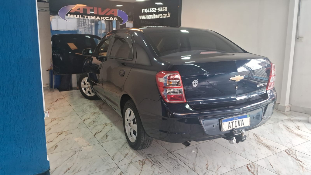 Chevrolet Cobalt Azul