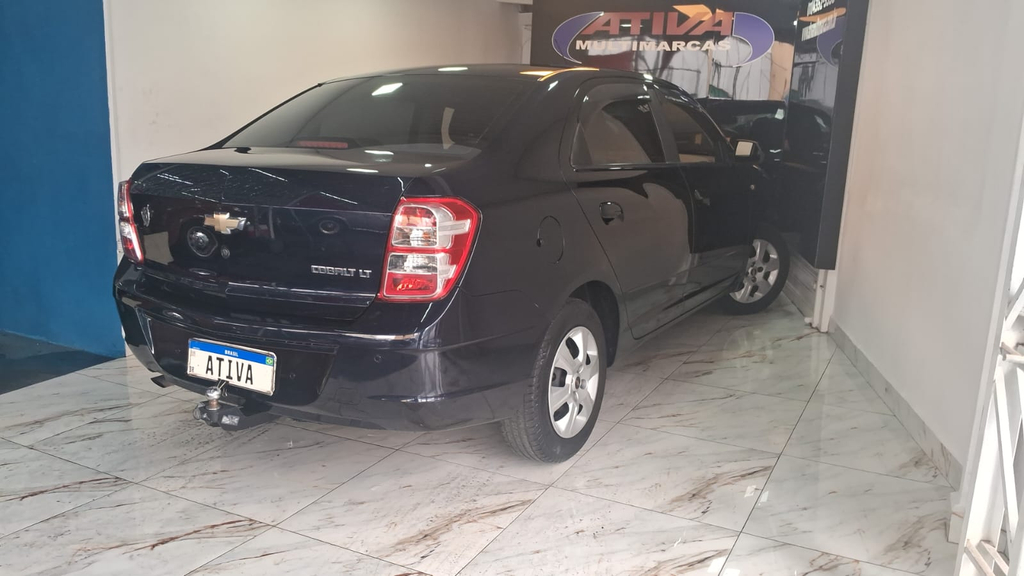 Chevrolet Cobalt Azul