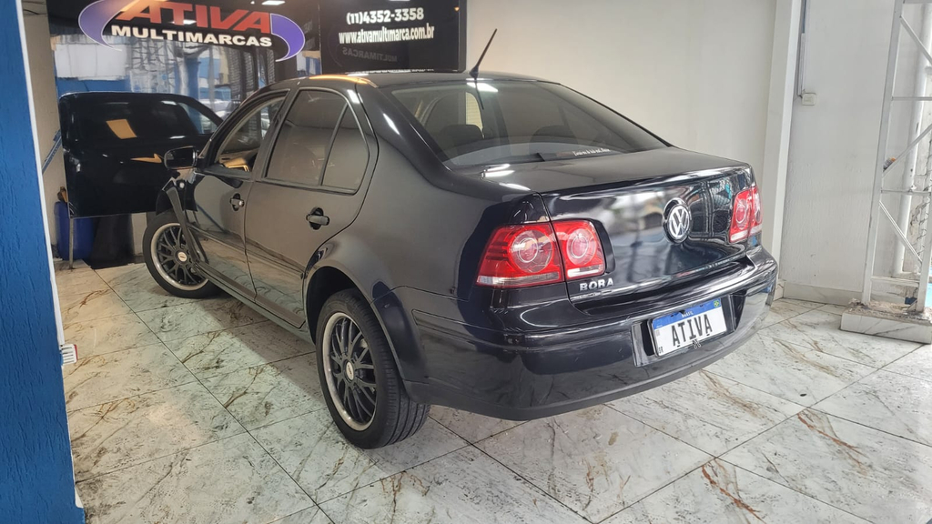 Volkswagen Bora Preto