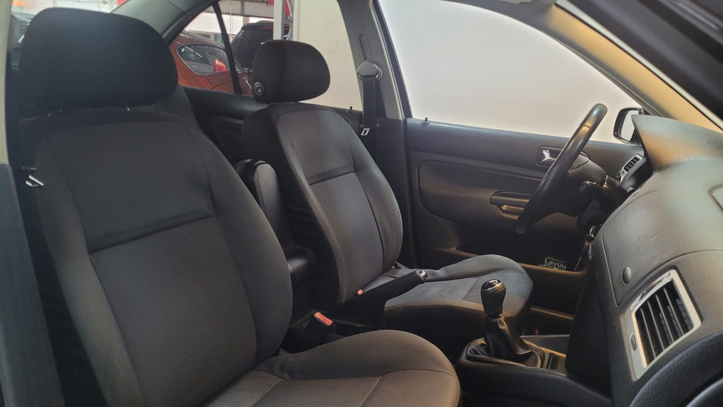 Volkswagen Bora Preto