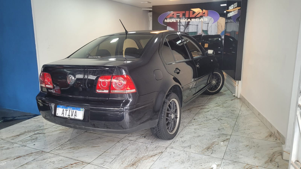 Volkswagen Bora Preto