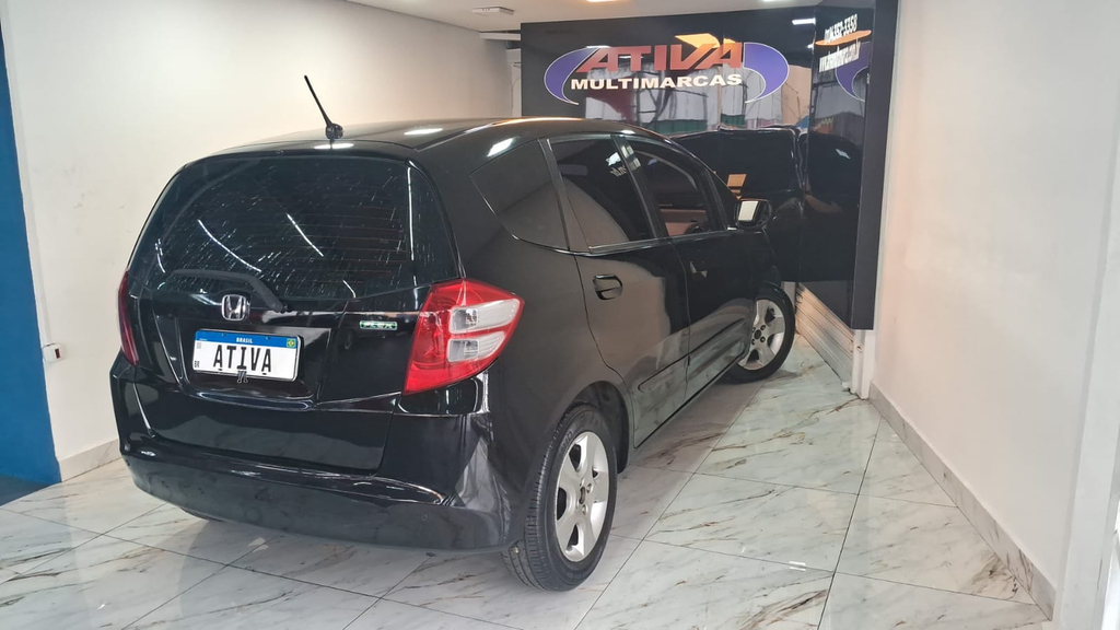 Honda Fit Preto