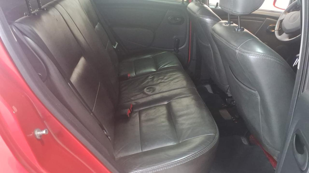 Renault Sandero Vermelho