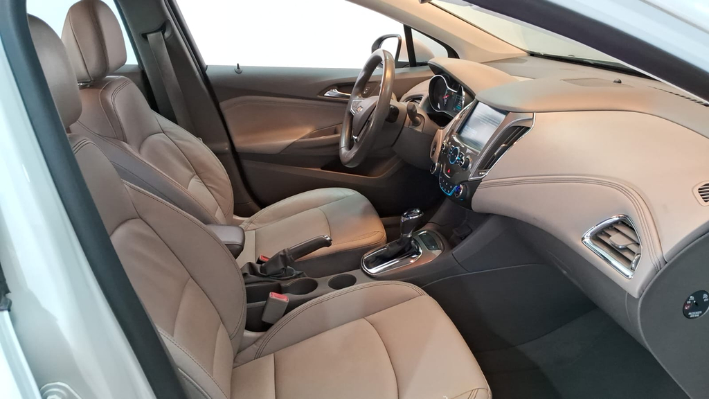 Chevrolet Cruze Sedan Branco