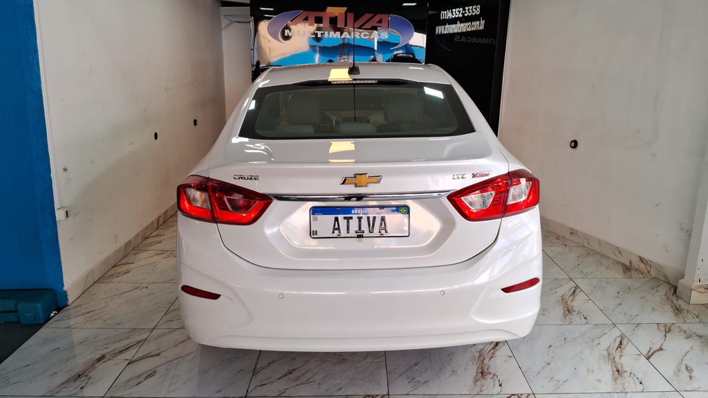 Chevrolet Cruze Sedan Branco