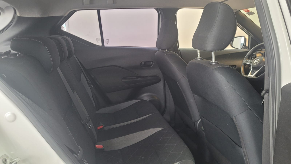 Nissan Kicks Branco