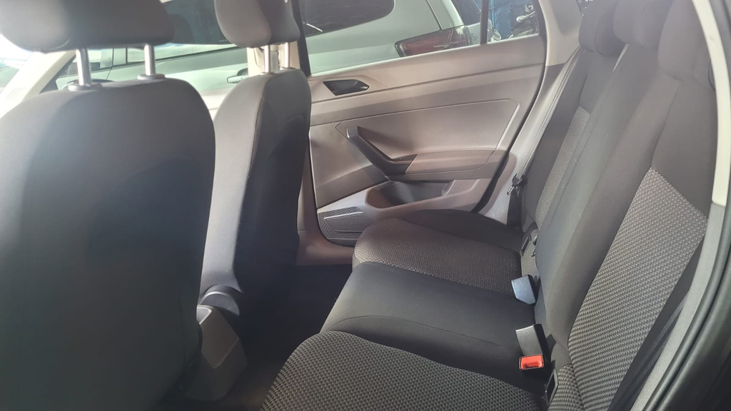 Volkswagen Virtus Preto