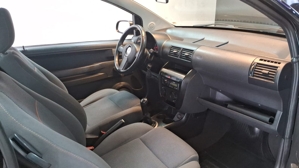 Volkswagen Fox Preto