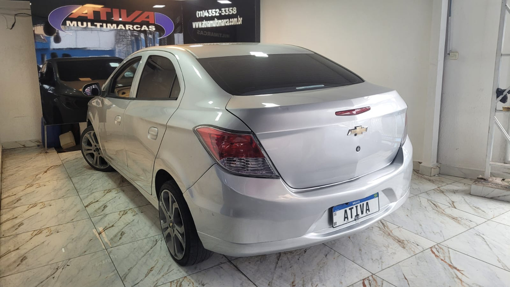 Chevrolet Prisma Prata