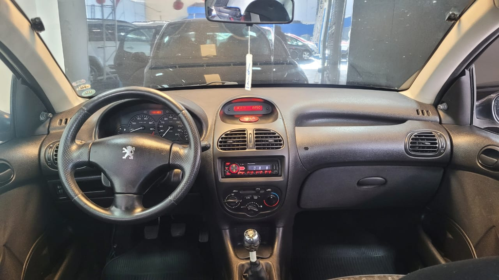 Peugeot 206 Preto