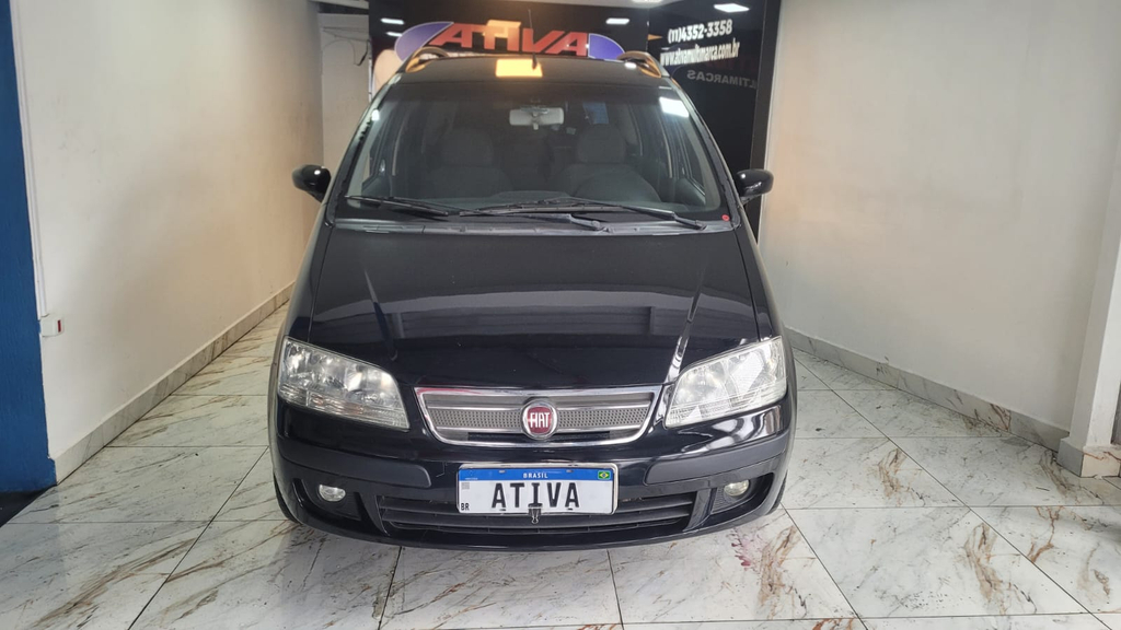 Fiat Idea Preto
