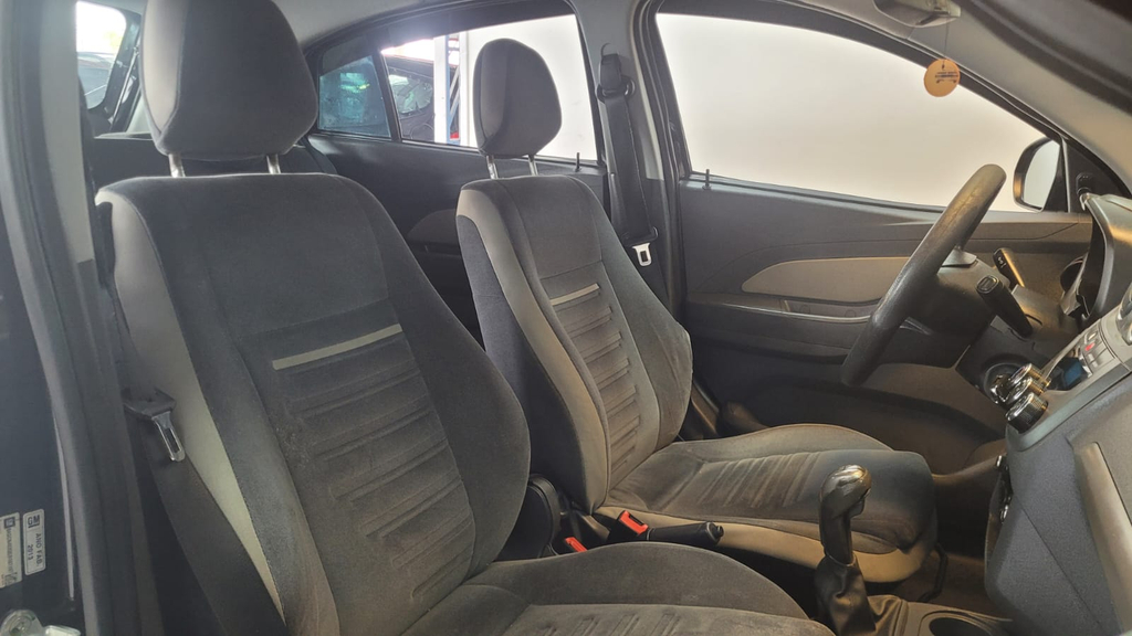 Chevrolet Agile Preto