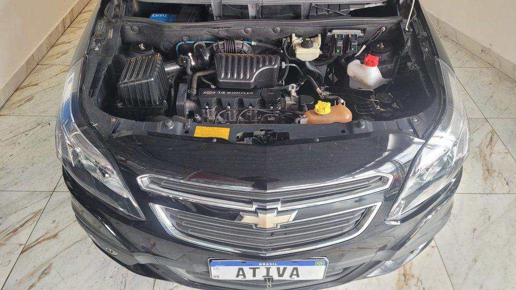 Chevrolet Agile Preto