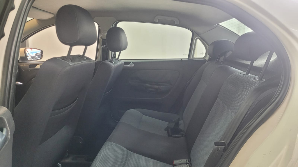 Volkswagen Voyage Branco