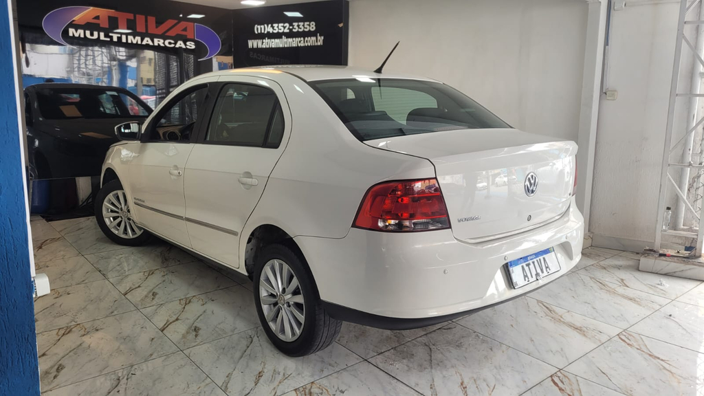 Volkswagen Voyage Branco