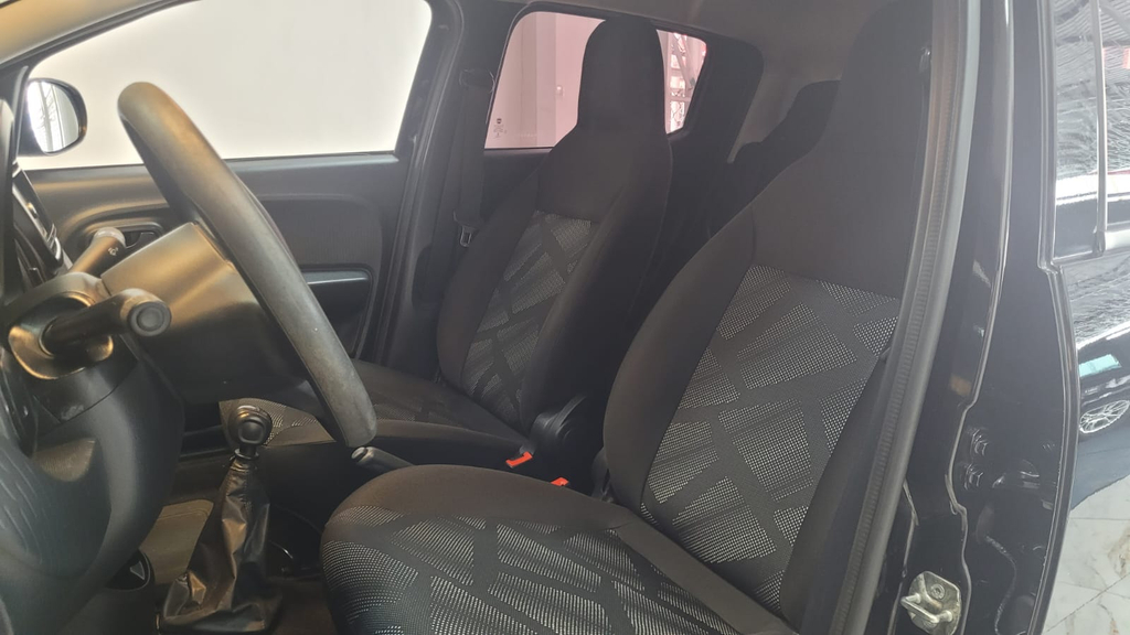 Fiat Mobi Preto