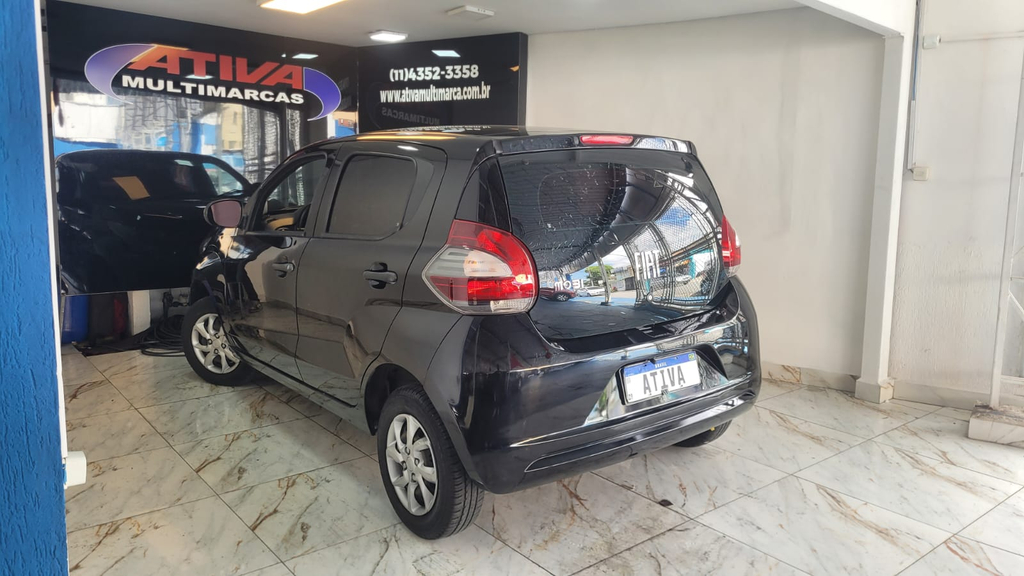 Fiat Mobi Preto