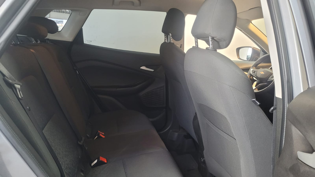 Chevrolet Tracker Cinza