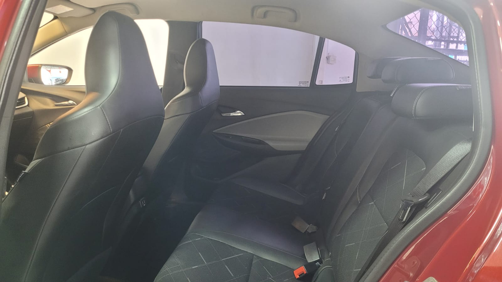 Chevrolet Onix Sedan Vermelho