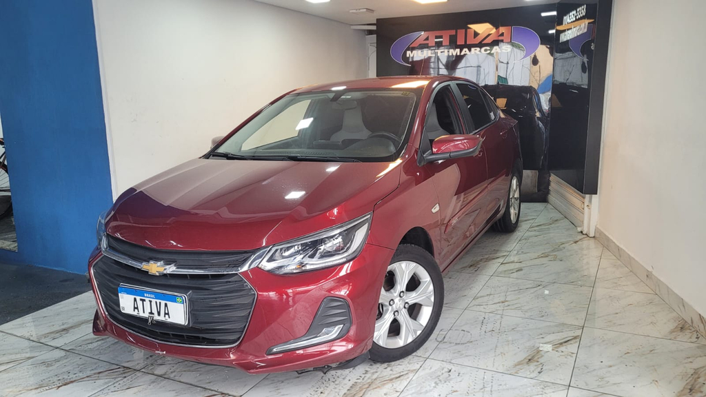 Chevrolet Onix Sedan Vermelho