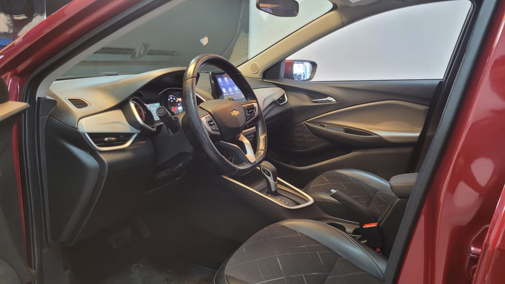 Chevrolet Onix Sedan Vermelho