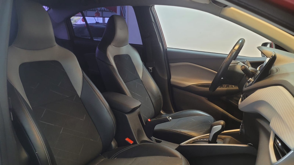 Chevrolet Onix Sedan Vermelho