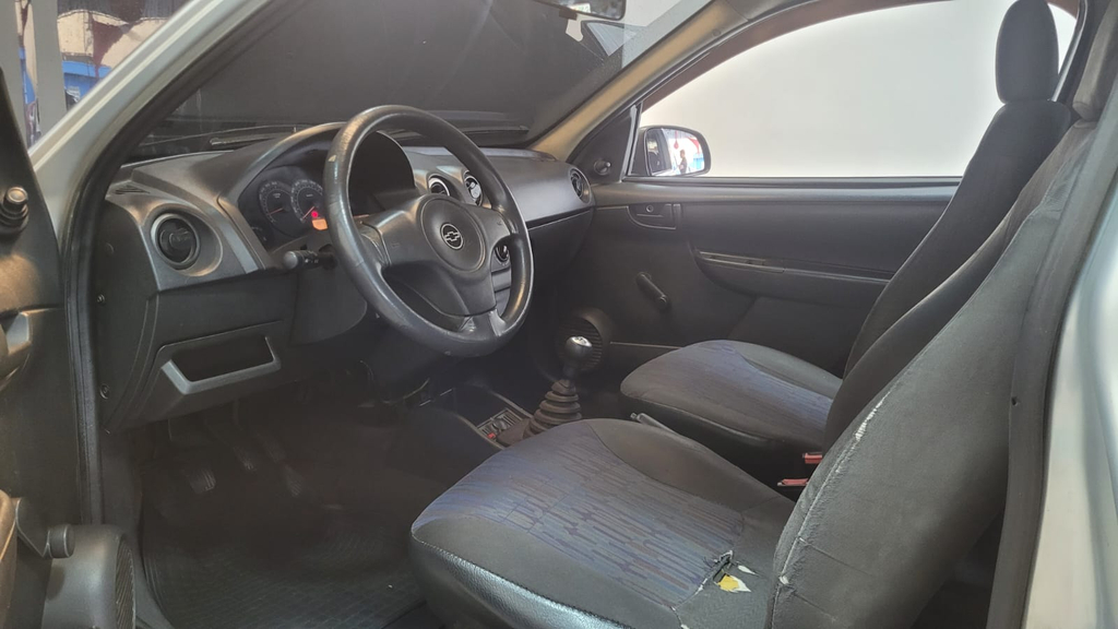 Chevrolet Celta Prata