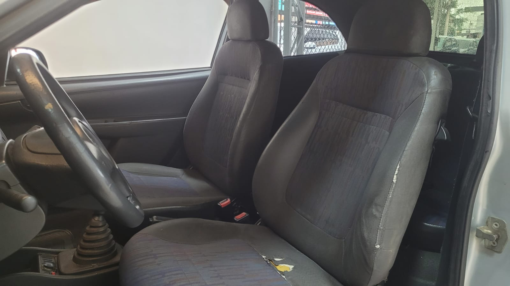 Chevrolet Celta Prata