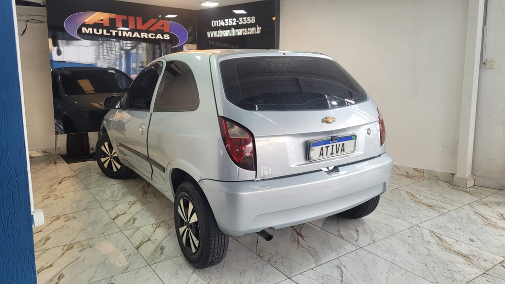 Chevrolet Celta Prata