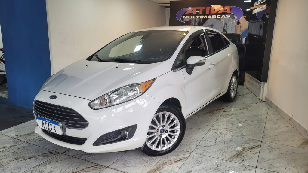Ford New Fiesta Sedan Branco