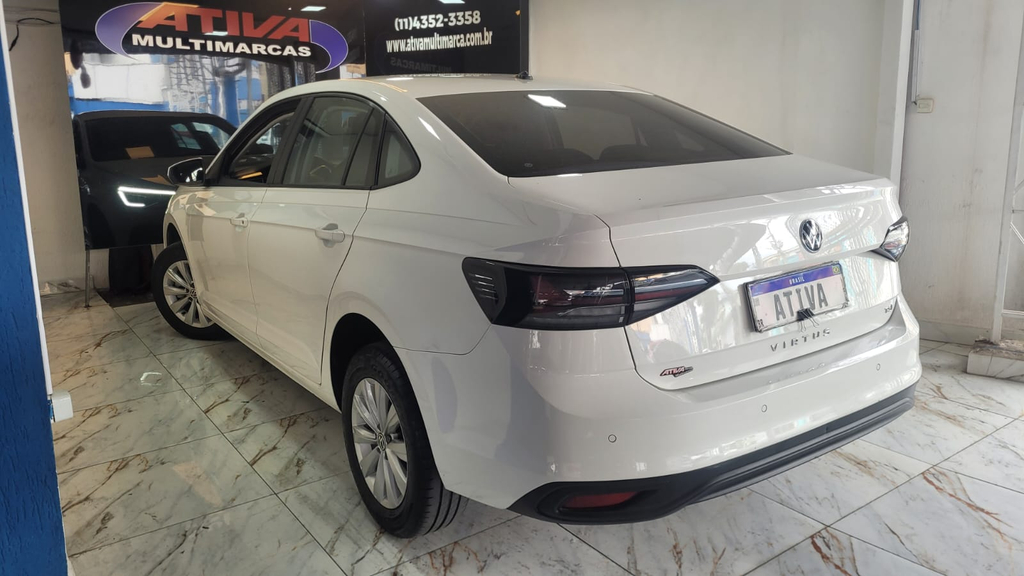 Volkswagen Virtus Branco