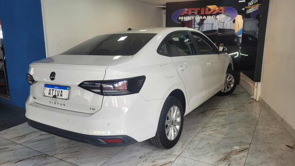 Volkswagen Virtus Branco