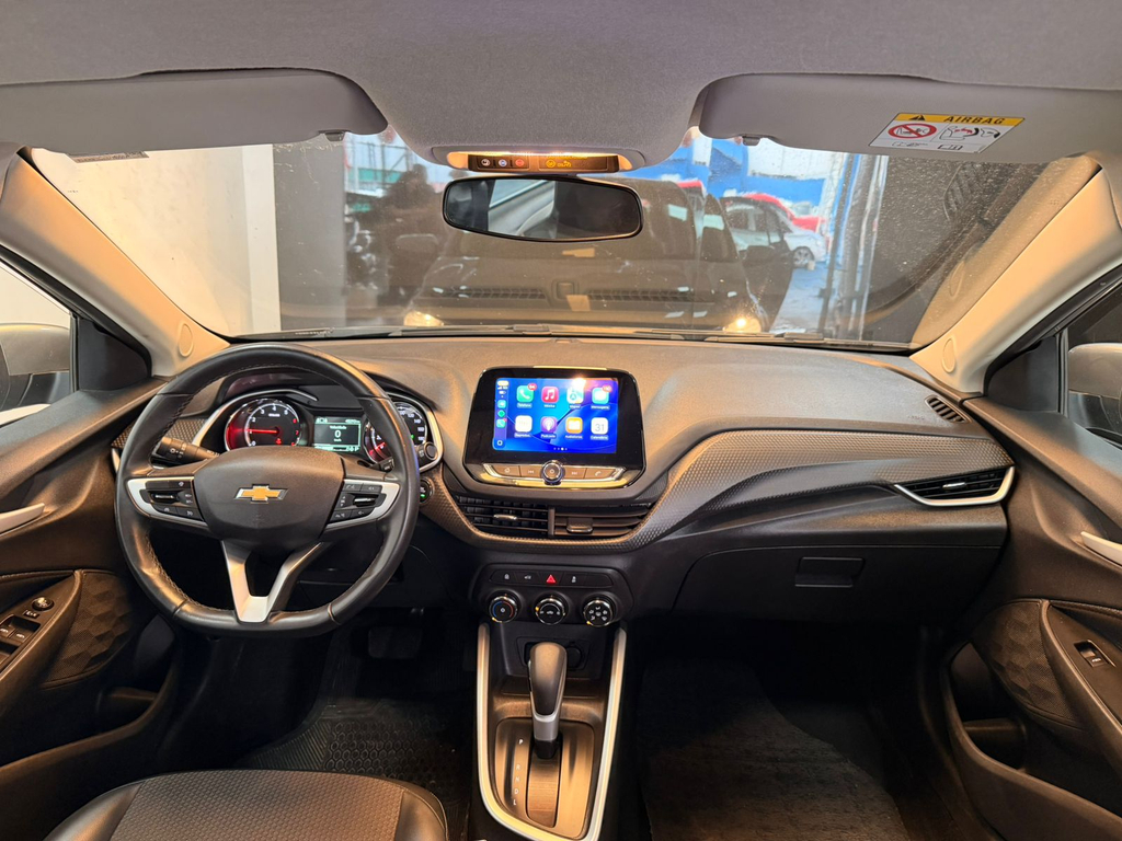 Chevrolet Onix Sedan Cinza