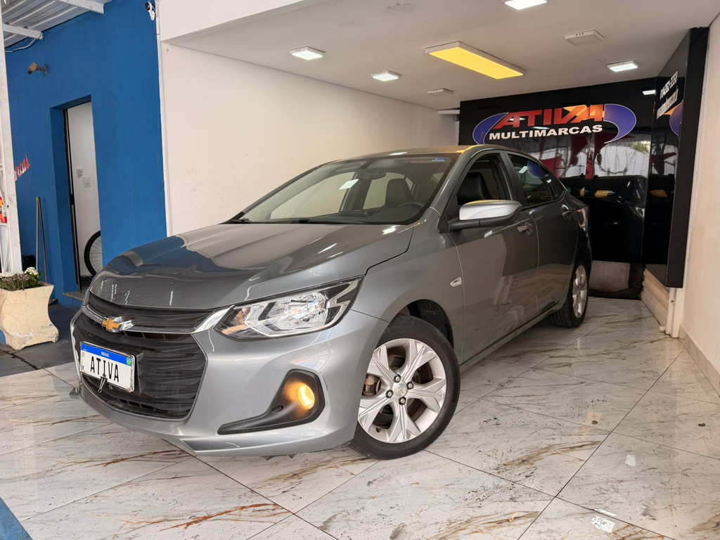 Chevrolet Onix Sedan Cinza