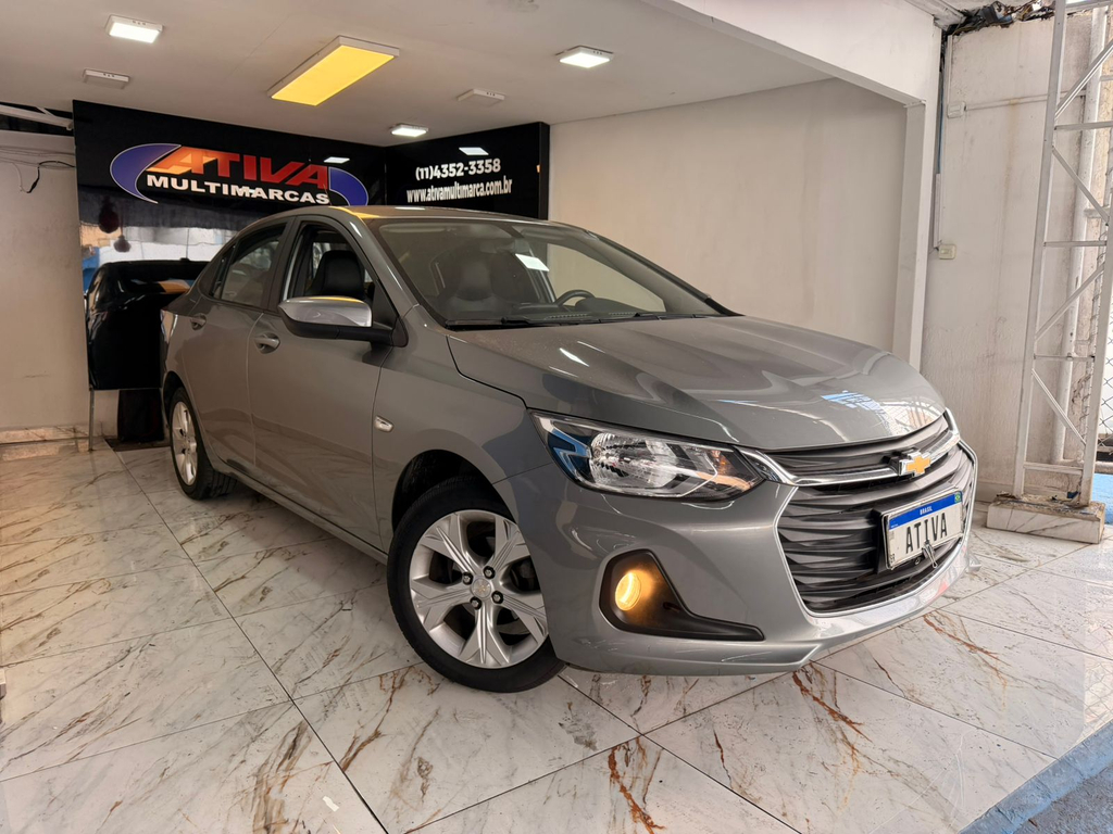 Chevrolet Onix Sedan Cinza