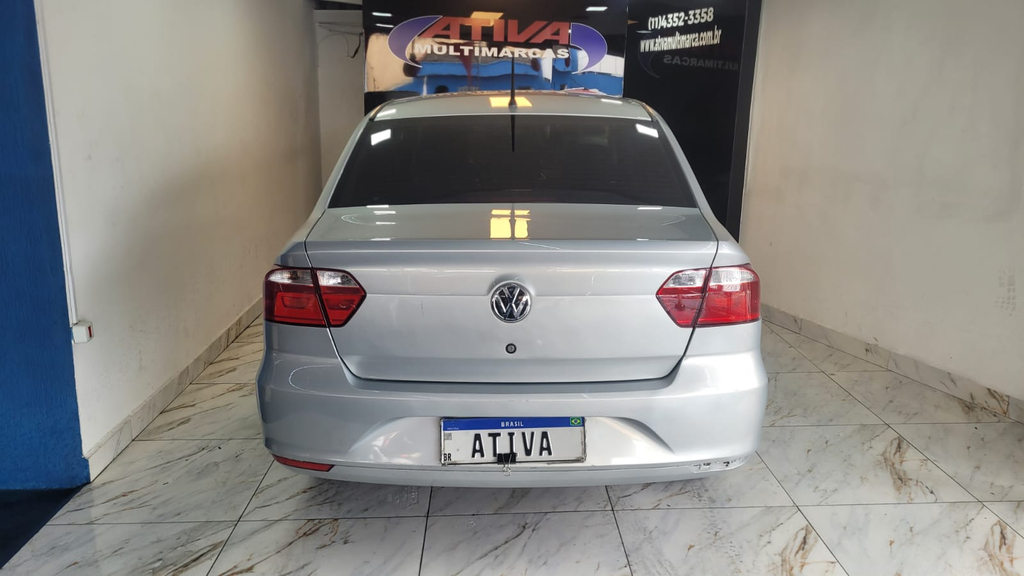 Volkswagen Voyage Prata
